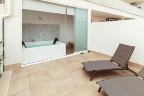 Da Riva Suite & Pool - Housea Polignano A Mare